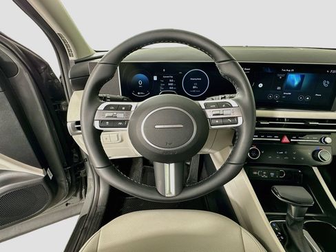 New 2026 Hyundai Tucson SEL FWD image 10