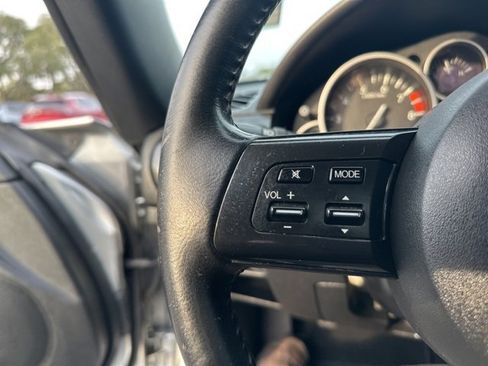 Used 2013 MAZDA MX-5 Miata Sport image 11