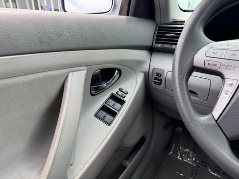 Used 2008 Toyota Camry LE FWD image 30