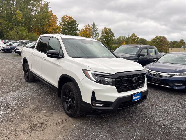 Used 2026 Honda Ridgeline Black Edition image 2
