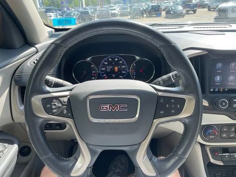 Used 2022 GMC Terrain Denali w/ Denali Premium Package AWD/4WD image 19