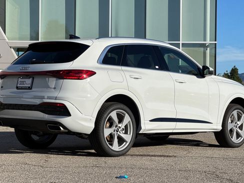 New 2025 Audi Q5 Premium Plus image 4