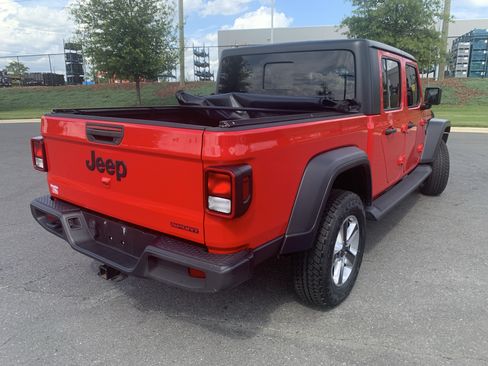 Used 2020 Jeep Gladiator Sport w/ Quick Order Package 23S AWD/4WD image 10