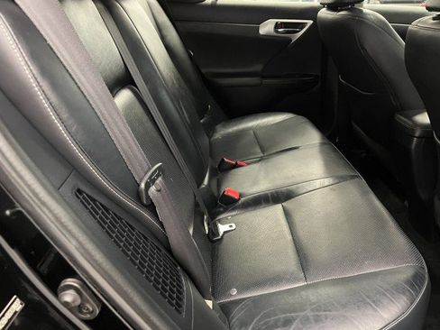 Used 2011 Lexus CT 200h Premium w/ Leather Pkg image 31