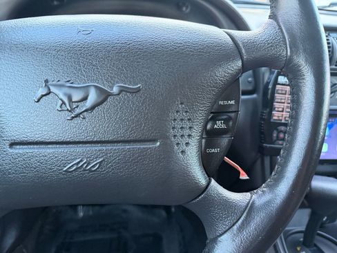 Used 2004 Ford Mustang Coupe RWD image 27