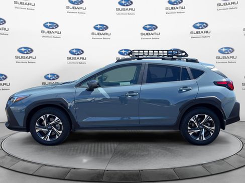 Used 2024 Subaru Crosstrek 2.0i Premium w/ Popular Package #3 AWD/4WD image 3
