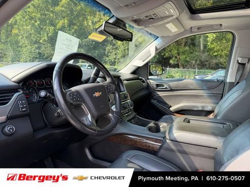 Used 2018 Chevrolet Tahoe LT w/ Luxury Package AWD/4WD image 9