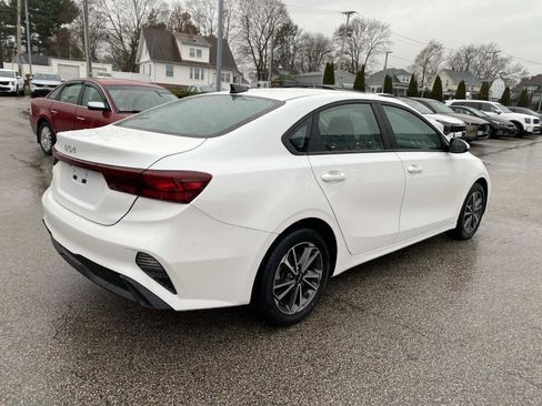 Used 2022 Kia Forte LXS image 5