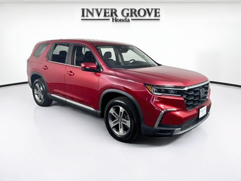 Used 2024 Honda Pilot EX-L image 3