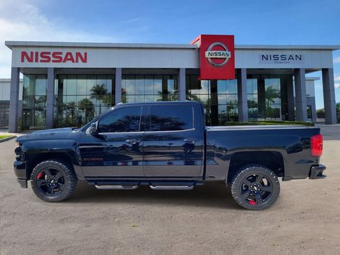 Used 2018 Chevrolet Silverado 1500 LTZ Z71 w/ Redline Edition AWD/4WD image 7