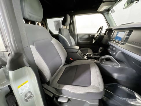 Used 2021 Ford Bronco Big Bend w/ Sasquatch Package image 26