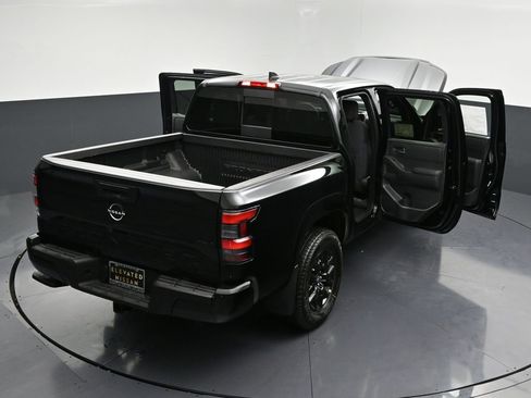 New 2026 Nissan Frontier SV w/ Tow Package AWD/4WD image 32