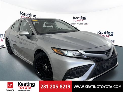 Used 2024 Toyota Camry XSE image 2