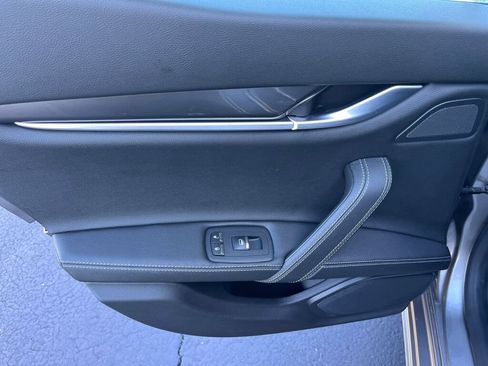 Used 2021 Maserati Ghibli S image 23