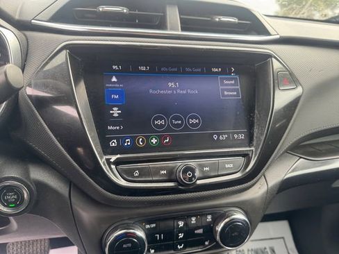 Used 2021 Chevrolet TrailBlazer LT w/ Convenience Package image 21