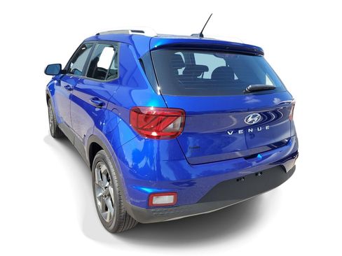 Used 2026 Hyundai Venue SEL FWD image 3