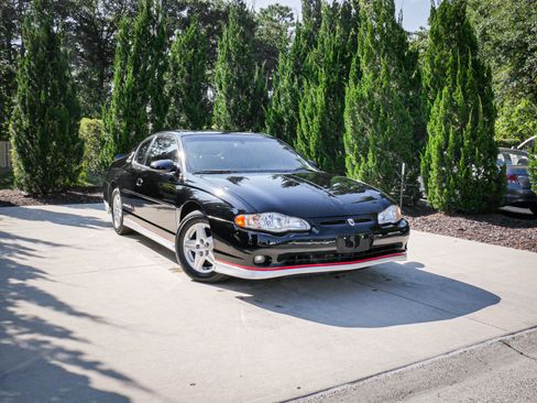 Used 2002 Chevrolet Monte Carlo SS w/ Pace Car Replica Pkg image 2