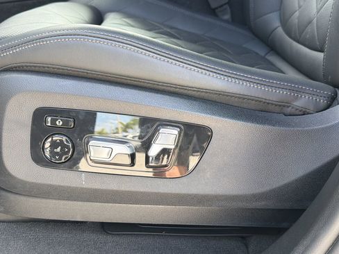 Certified 2025 BMW X5 xDrive40i image 25