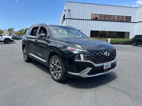Used 2023 Hyundai Santa Fe Calligraphy FWD image 2