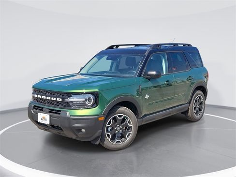 New 2025 Ford Bronco Sport Outer Banks image 1