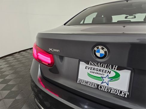 Used 2017 BMW 330i xDrive Sedan image 15