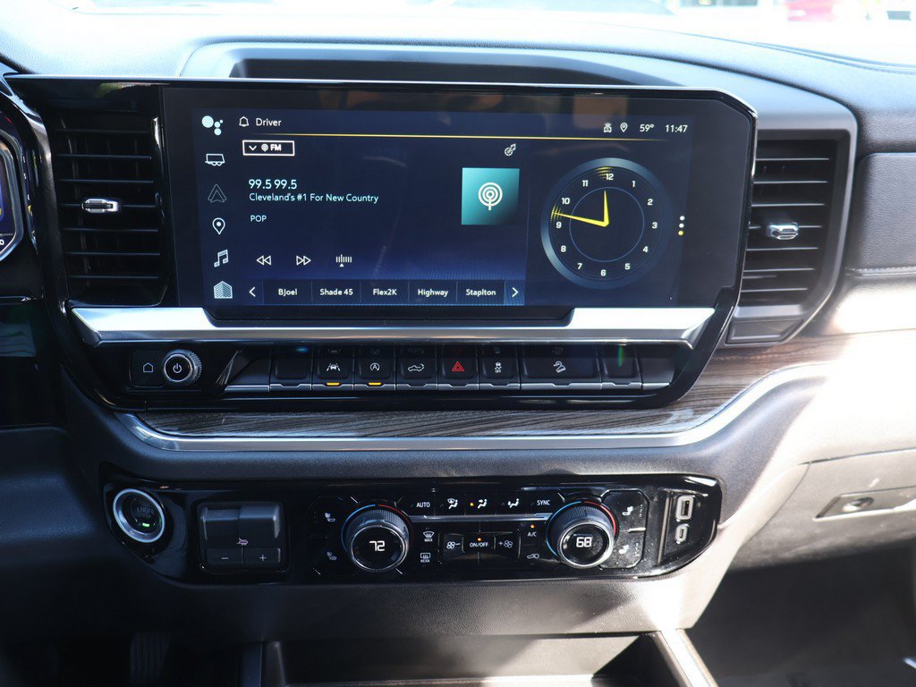 Used 2024 Chevrolet Silverado 1500 LT Trail Boss w/ Convenience Package II AWD/4WD image 44