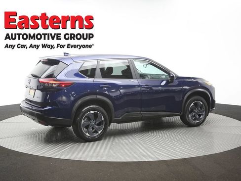 Used 2024 Nissan Rogue SV AWD/4WD image 42