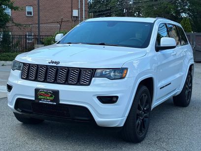 Used 2018 Jeep Grand Cherokee Altitude