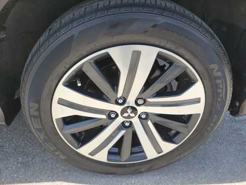 Used 2021 Mitsubishi Outlander Sport ES FWD image 28