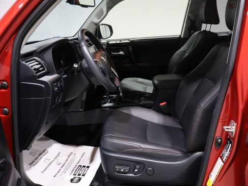 Used 2022 Toyota 4Runner TRD Off-Road Premium image 10