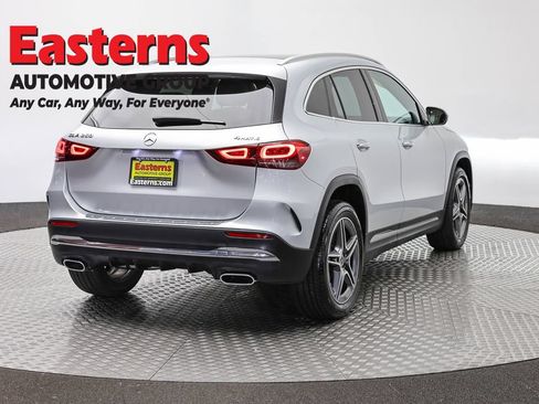 Used 2022 Mercedes-Benz GLA 250 4MATIC w/ AMG Line image 5