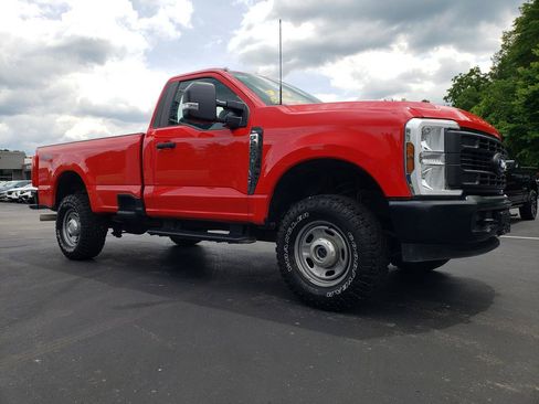 Used 2024 Ford F250 XL w/ XL Off-Road Package AWD/4WD image 3