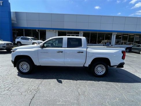 New 2026 Chevrolet Colorado W/T image 2