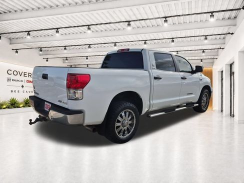 Used 2012 Toyota Tundra 4x4 CrewMax w/ SR5 Pkg image 12