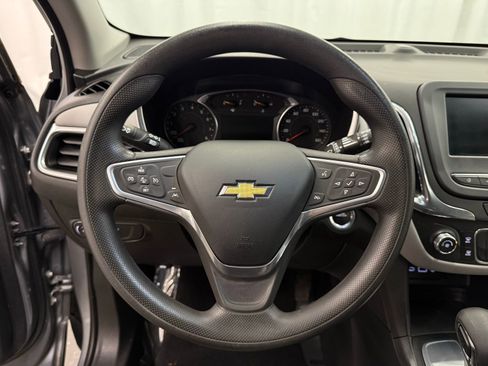 Used 2023 Chevrolet Equinox LS w/ LS Convenience Package image 12