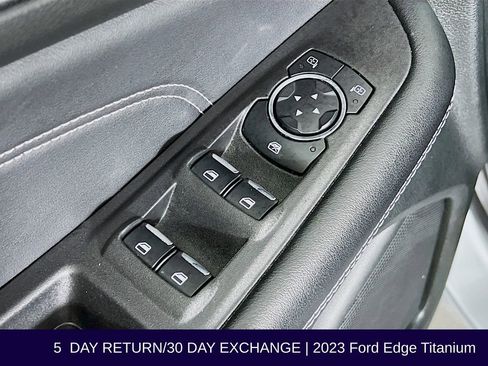 Used 2023 Ford Edge Titanium image 21