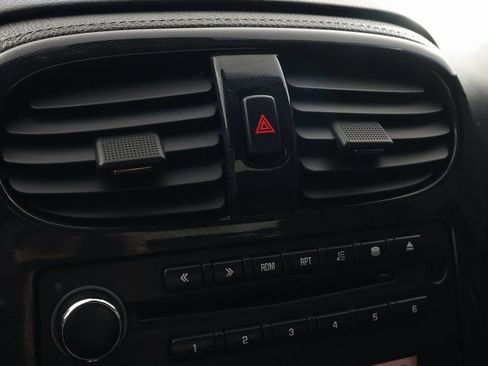 Used 2010 Chevrolet Corvette Base w/ Preferred Equipment Group image 27