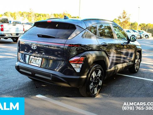 Used 2025 Hyundai Kona SEL image 6