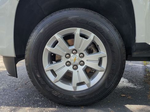 Used 2022 Chevrolet Colorado LT w/ Fleet Safety Package RWD image 14