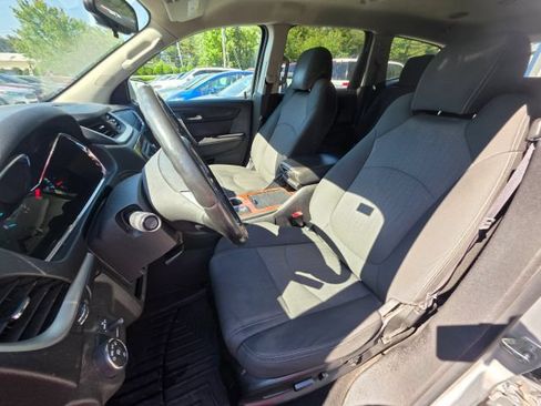 Used 2013 Chevrolet Traverse LT AWD/4WD image 14