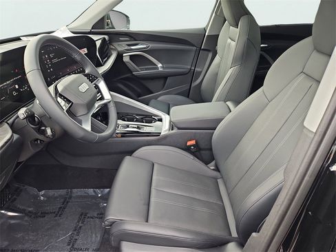 New 2025 Audi Q5 Premium Plus image 21