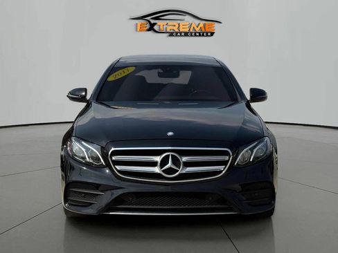 Used 2017 Mercedes-Benz E 300 4MATIC image 9