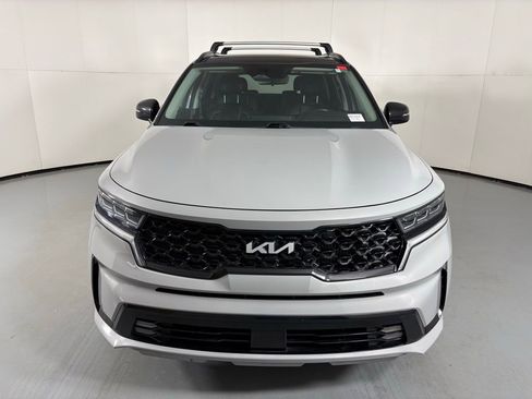 Used 2022 Kia Sorento SX image 3