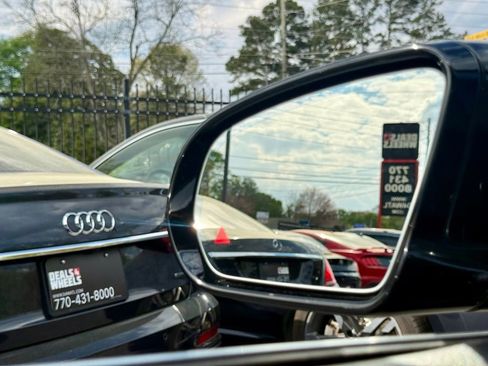 Used 2017 Mercedes-Benz E 300 4MATIC image 42