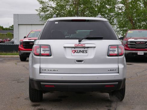 Used 2015 GMC Acadia SLE AWD/4WD image 9