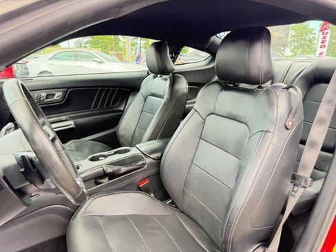 Used 2015 Ford Mustang Premium RWD image 13