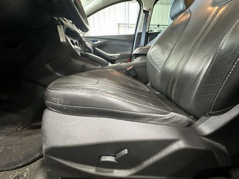 Used 2013 Ford Focus SE FWD image 18