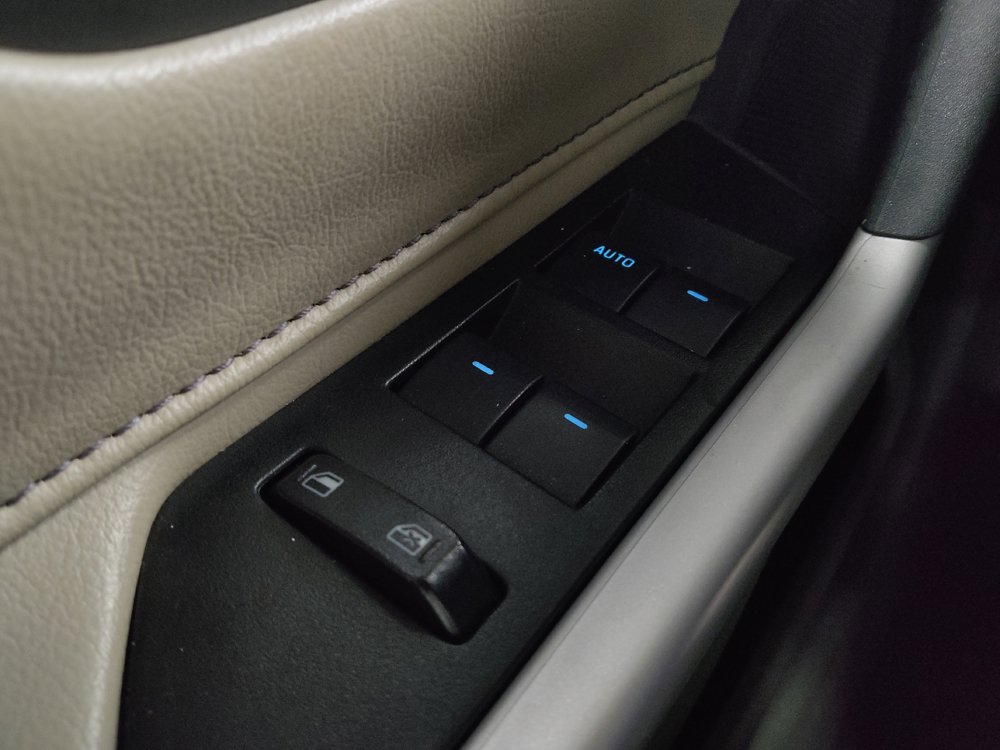 Used 2014 Ford Edge Limited FWD image 27