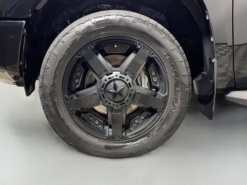 Used 2018 Toyota Tundra SR5 w/ TRD Sport Package AWD/4WD image 14