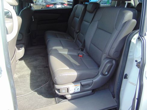 Used 2015 Honda Odyssey EX-L image 3